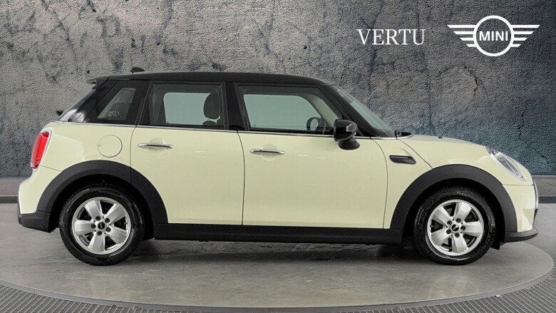 MINI Hatchback 1.5 Cooper Classic II 5dr Petrol Hatchback